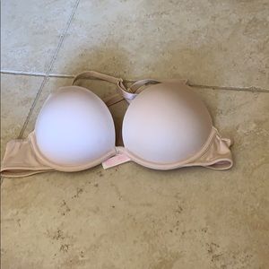 Victoria’s Secret Bombshell